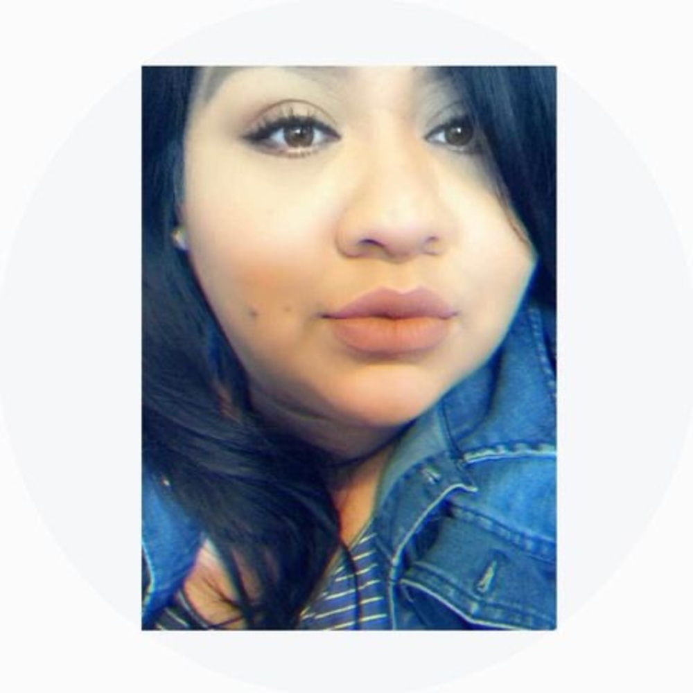 Meet your Posher, Gabriela